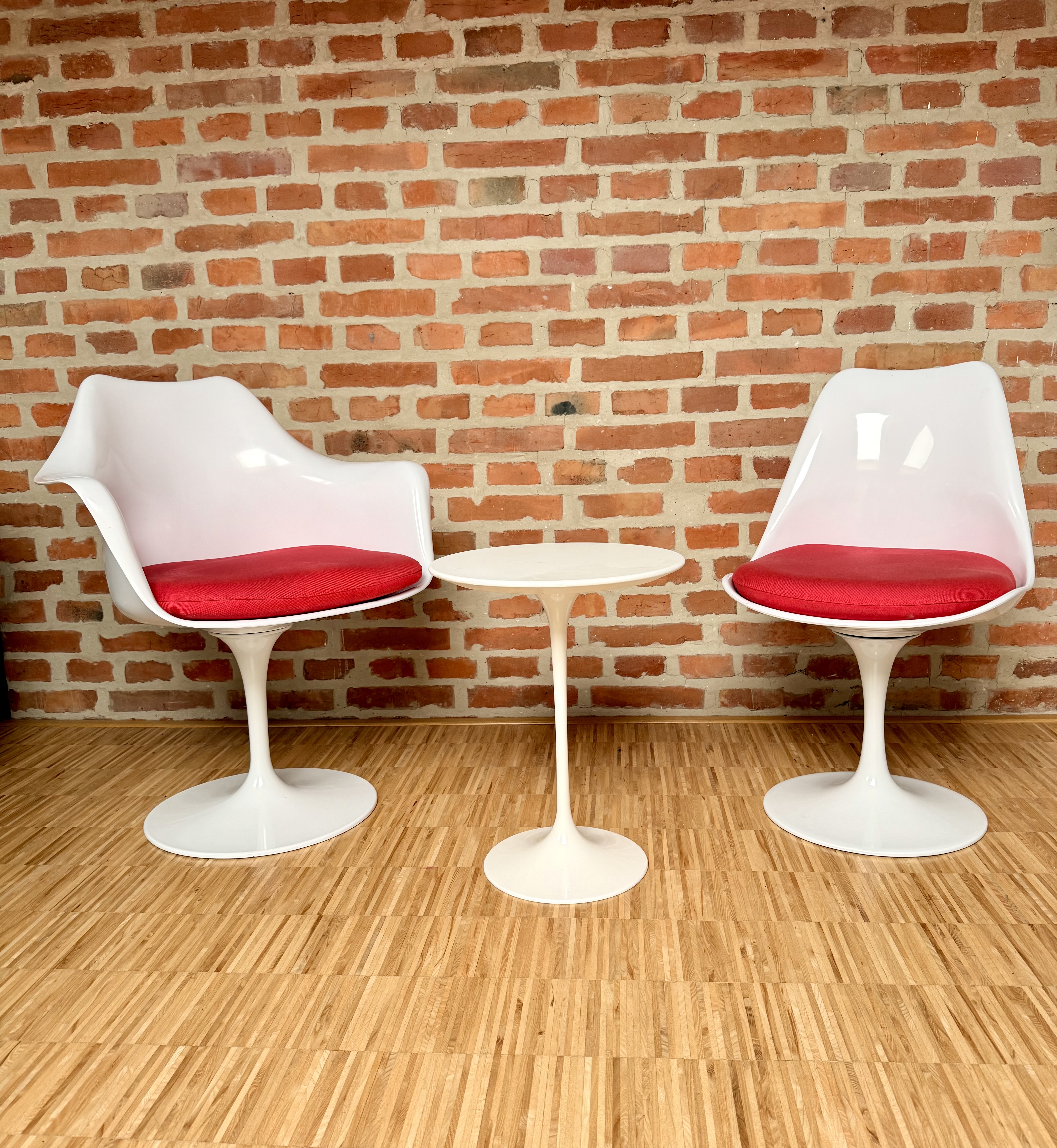 Tulip chair/křeslo